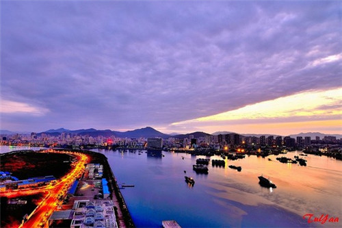 加盟优米客黄焖鸡米饭开店装修要多少钱，加盟优米客黄焖鸡米饭怎么样