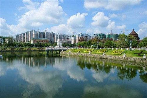 聊城免费景区哪里好玩（聊城免费景区哪里好玩一日游）